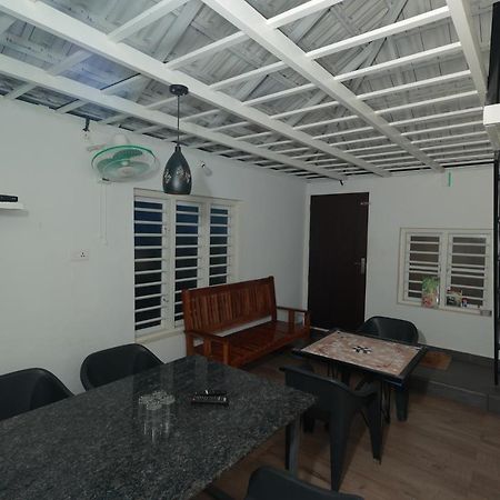 Babu'S Homestay By Lexstays مانانثافادي المظهر الخارجي الصورة